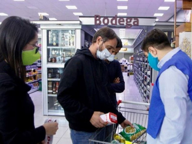 Clausuran supermercado por sobreprecios